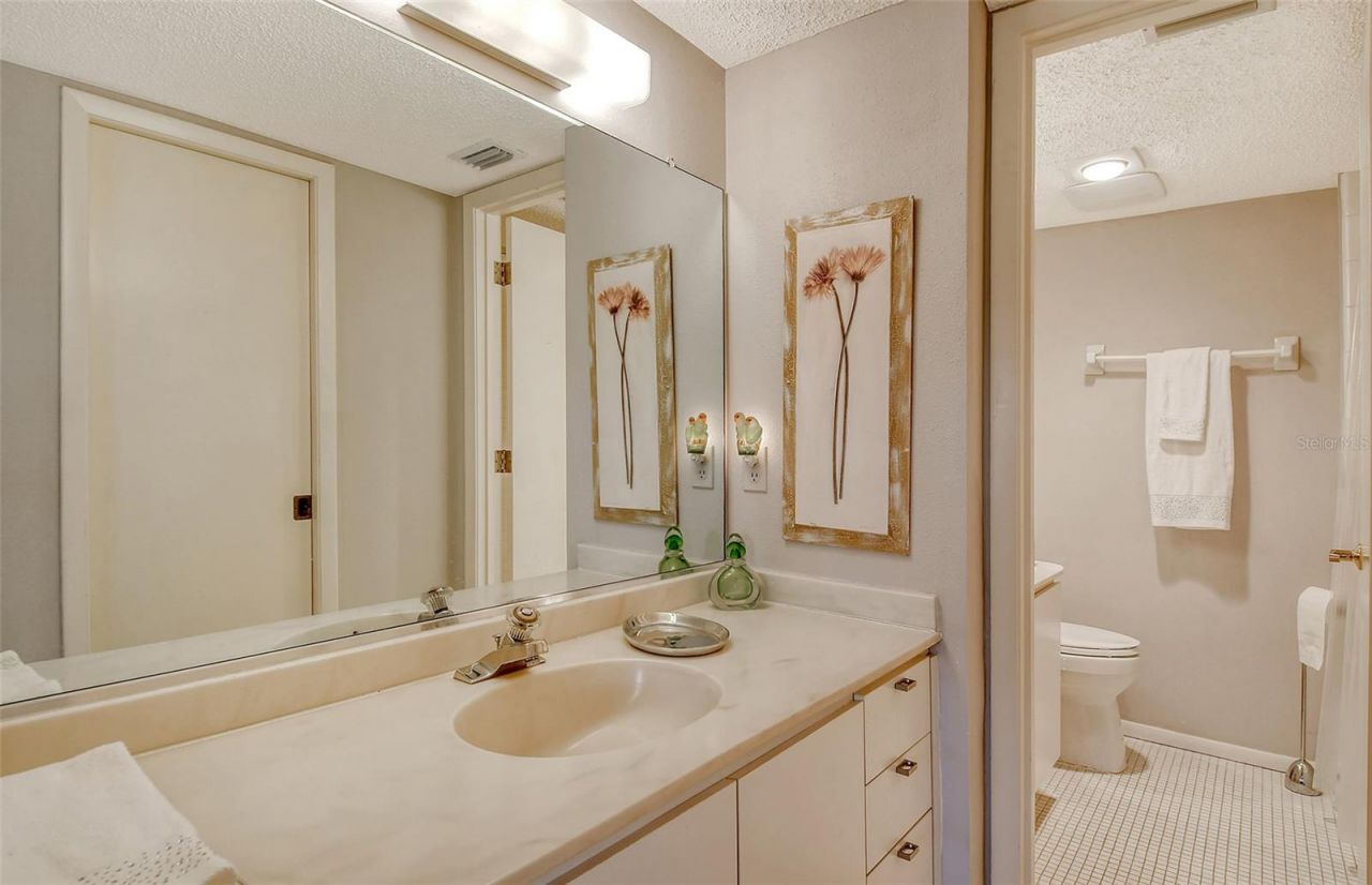 8779 Midnight Pass Road, Unit 106H, Sarasota, FL 34242 Photo