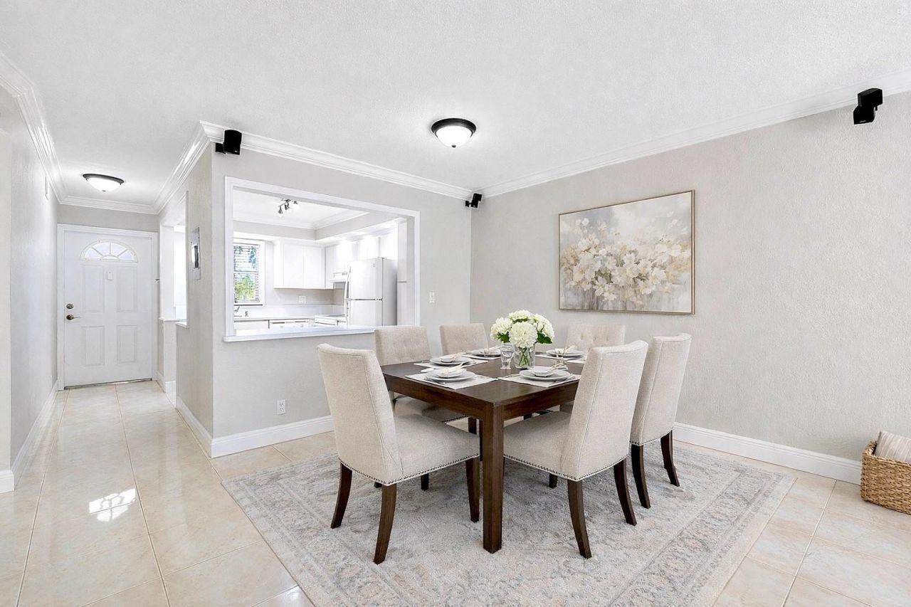 1220 NE 3rd Street, Unit 205, Fort Lauderdale, FL 33301 Photo