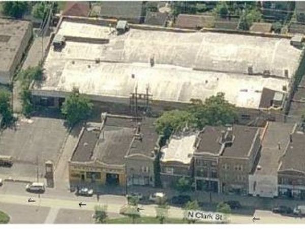 6122 N CLARK Street, Chicago, IL 60660
