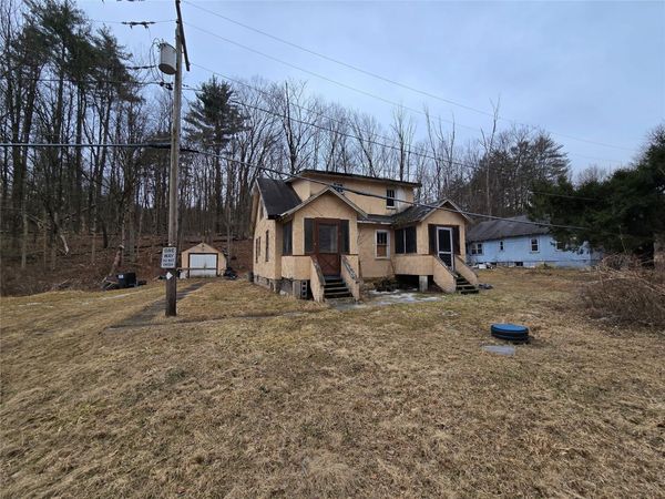 87 N Old Greenfield Road, Ellenville, NY 12428