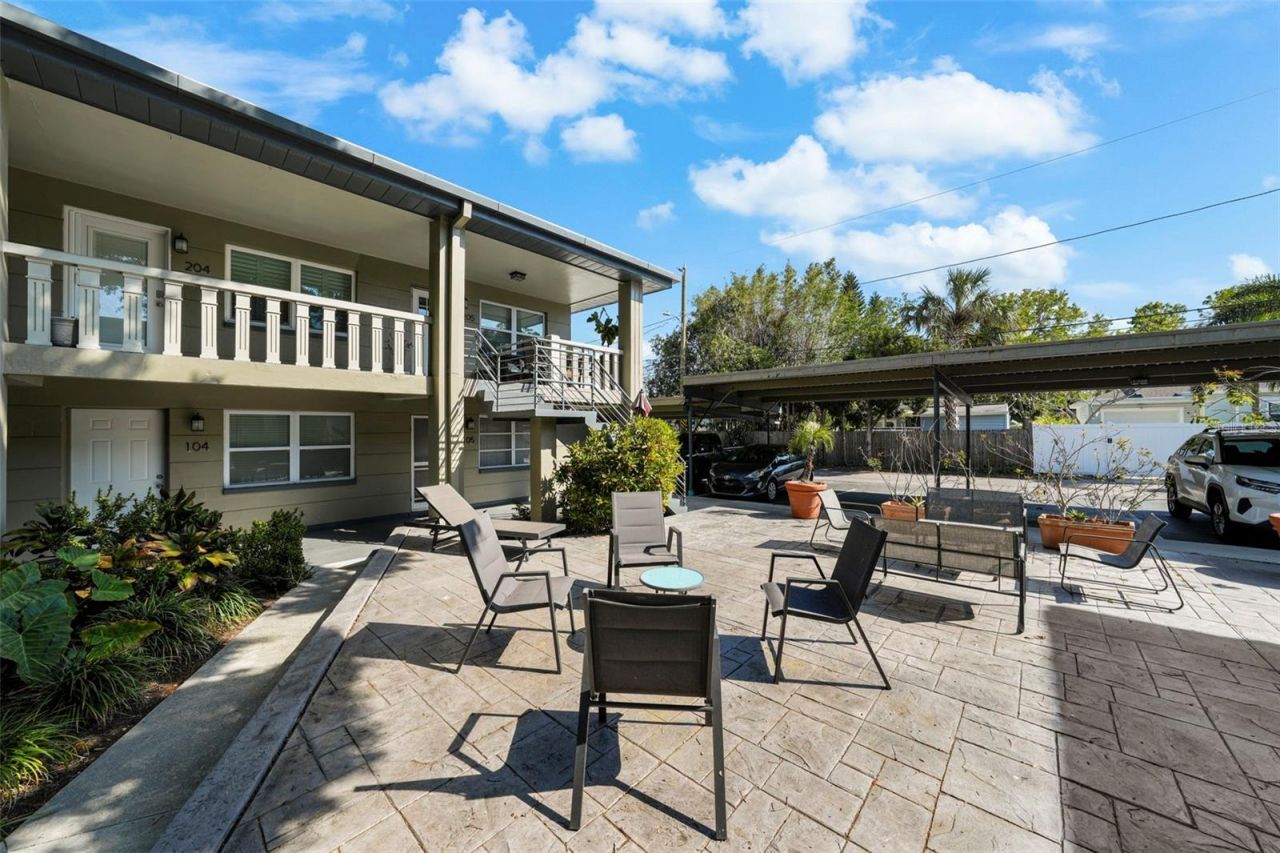 426 32nd Avenue N, Unit 102E, Saint Petersburg, FL 33704 Photo