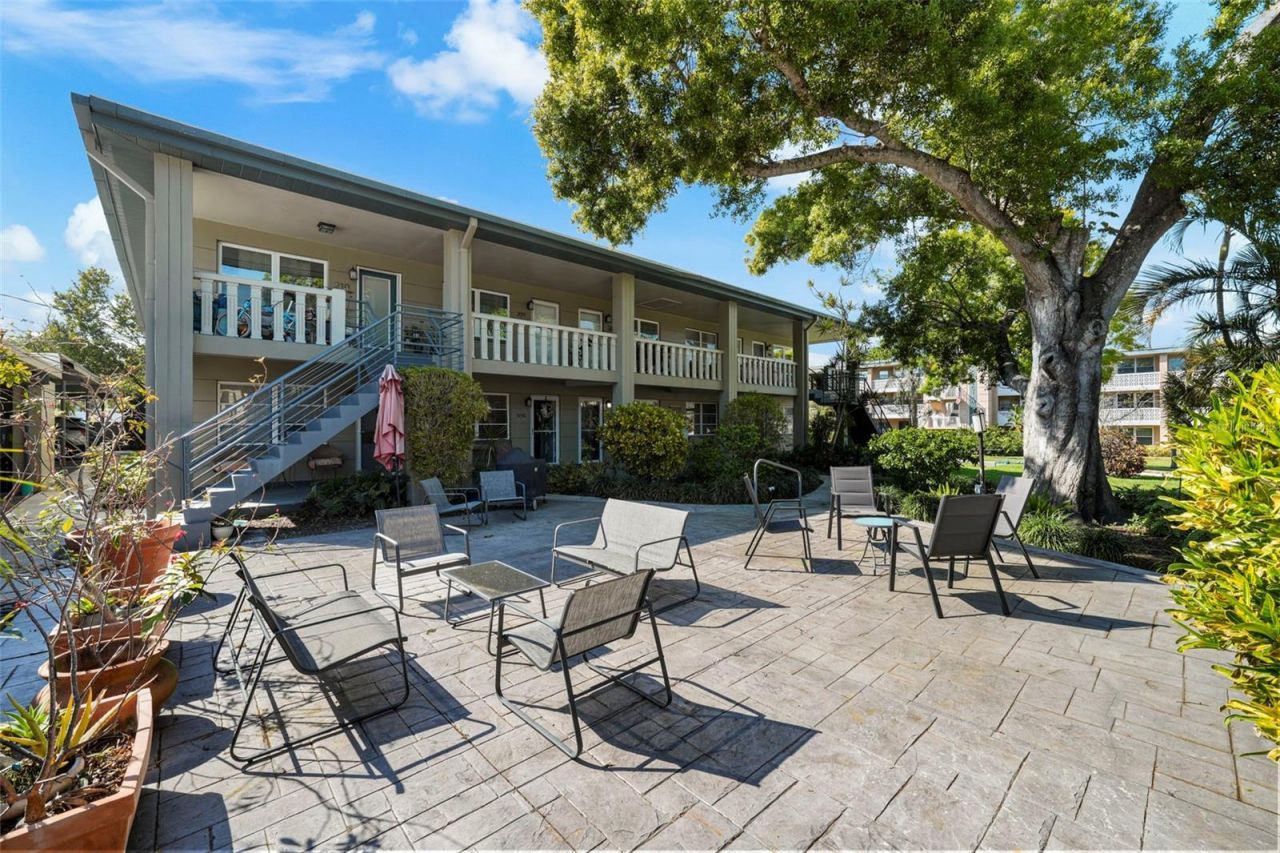 426 32nd Avenue N, Unit 102E, Saint Petersburg, FL 33704 Photo