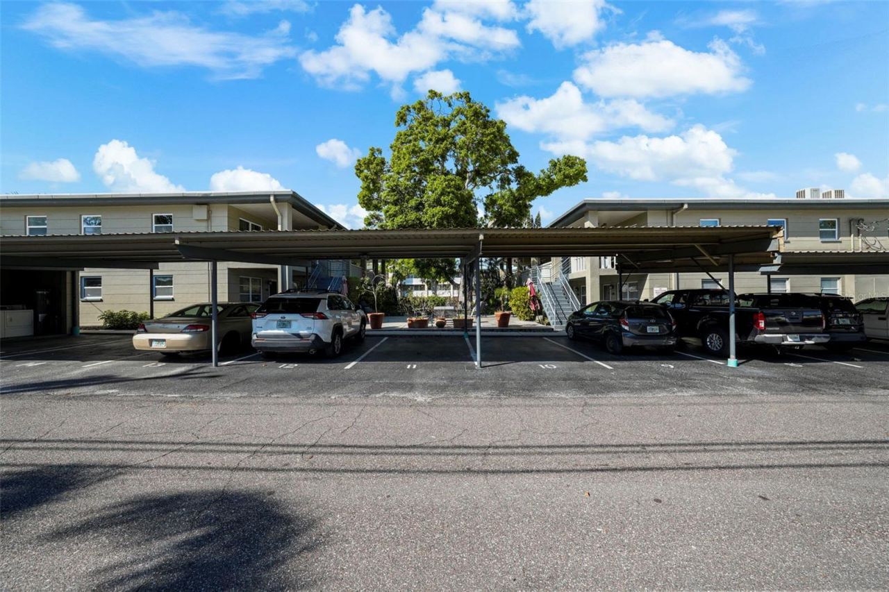 426 32nd Avenue N, Unit 102E, Saint Petersburg, FL 33704 Photo