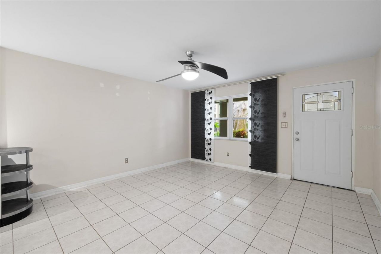 426 32nd Avenue N, Unit 102E, Saint Petersburg, FL 33704 Photo