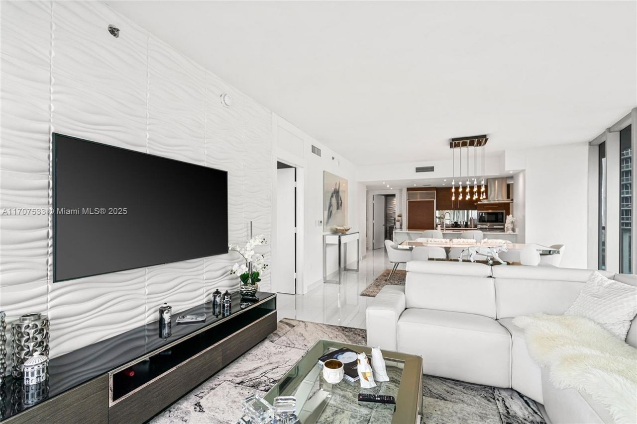 495 Brickell Ave, Unit 1702, Miami, FL 33131 Photo