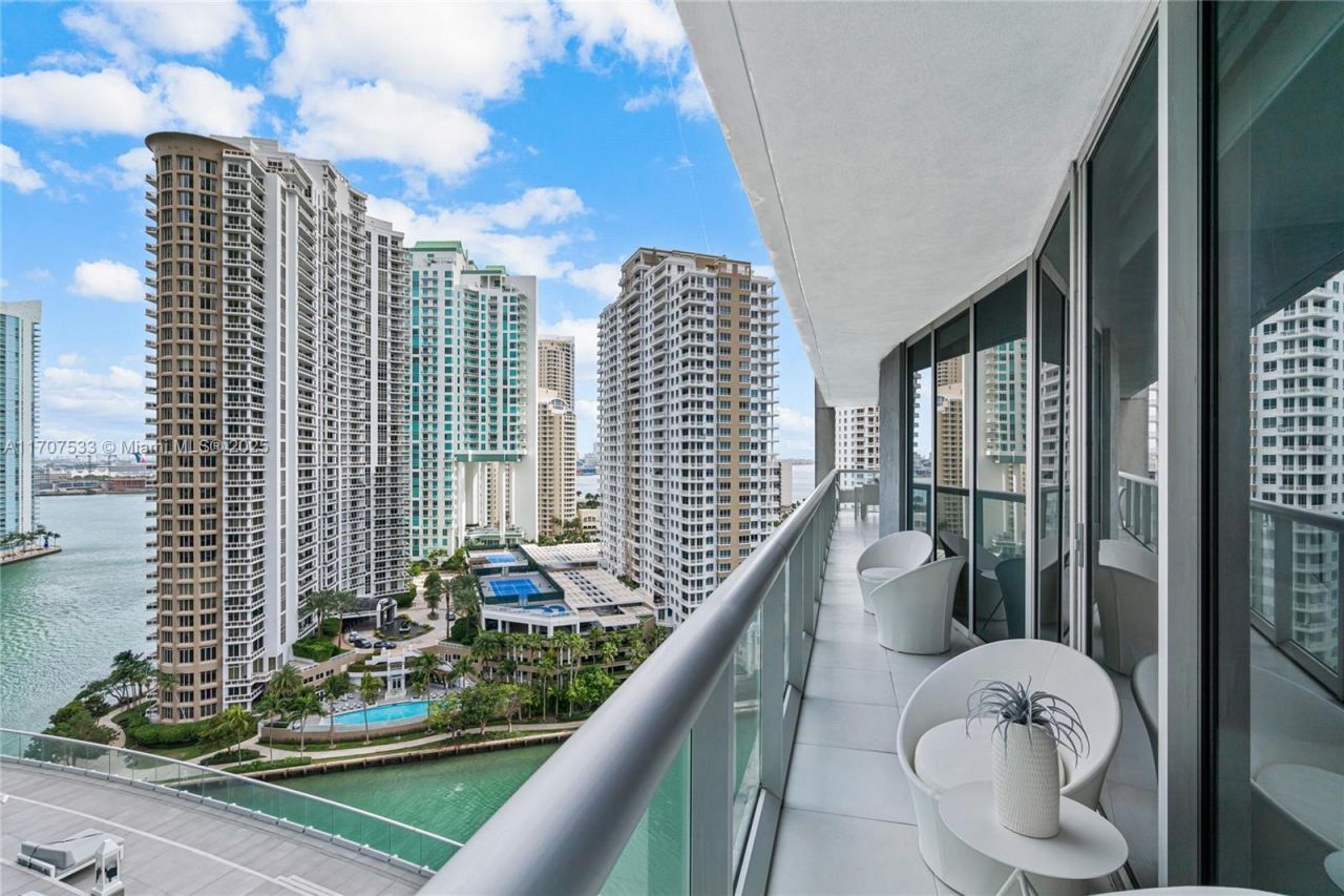 495 Brickell Ave, Unit 1702, Miami, FL 33131 Photo