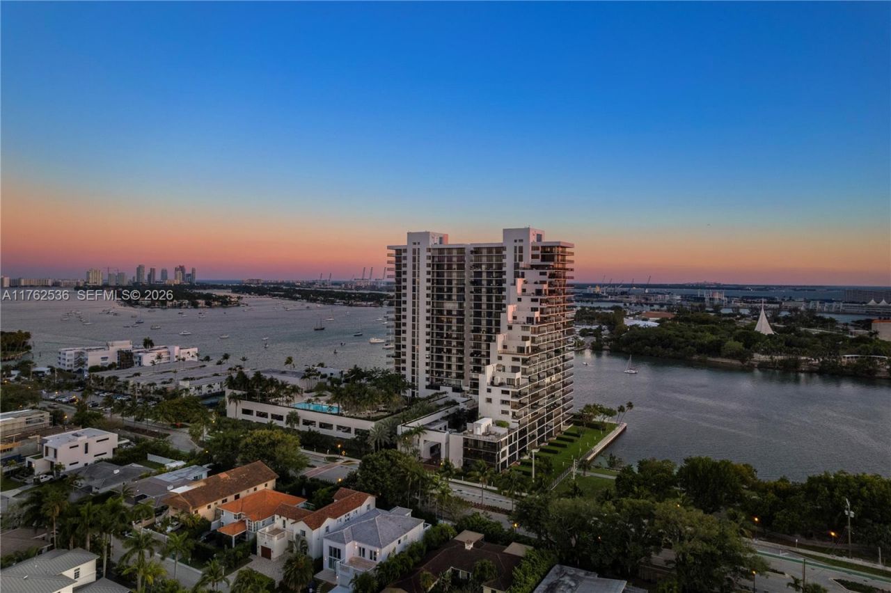 1000 Venetian Way, Unit 810, Miami, FL 33139 Photo
