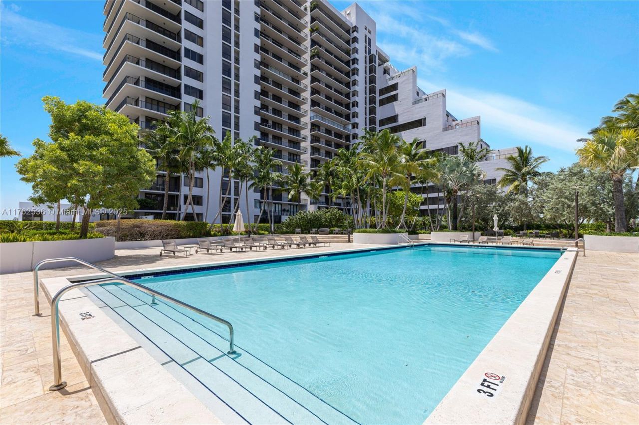 1000 Venetian Way, Unit 810, Miami, FL 33139 Photo
