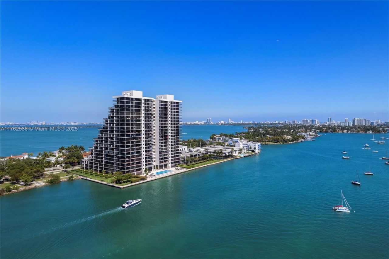 1000 Venetian Way, Unit 810, Miami, FL 33139 Photo