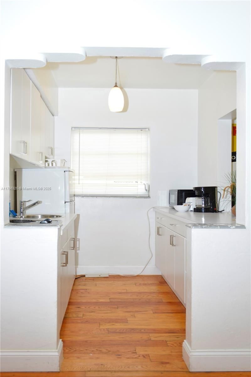 1021 Euclid Ave, Unit 8, Miami Beach, FL 33139 Photo