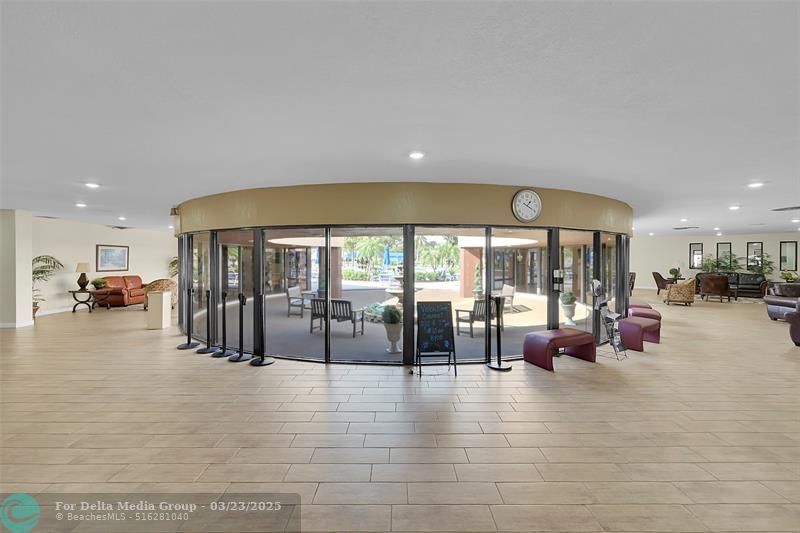 9101 Sunrise Lakes Boulevard, Unit 206, Sunrise, FL 33322 Photo