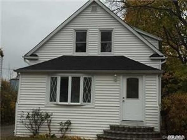 183 Perry Street, Hempstead, NY 11550