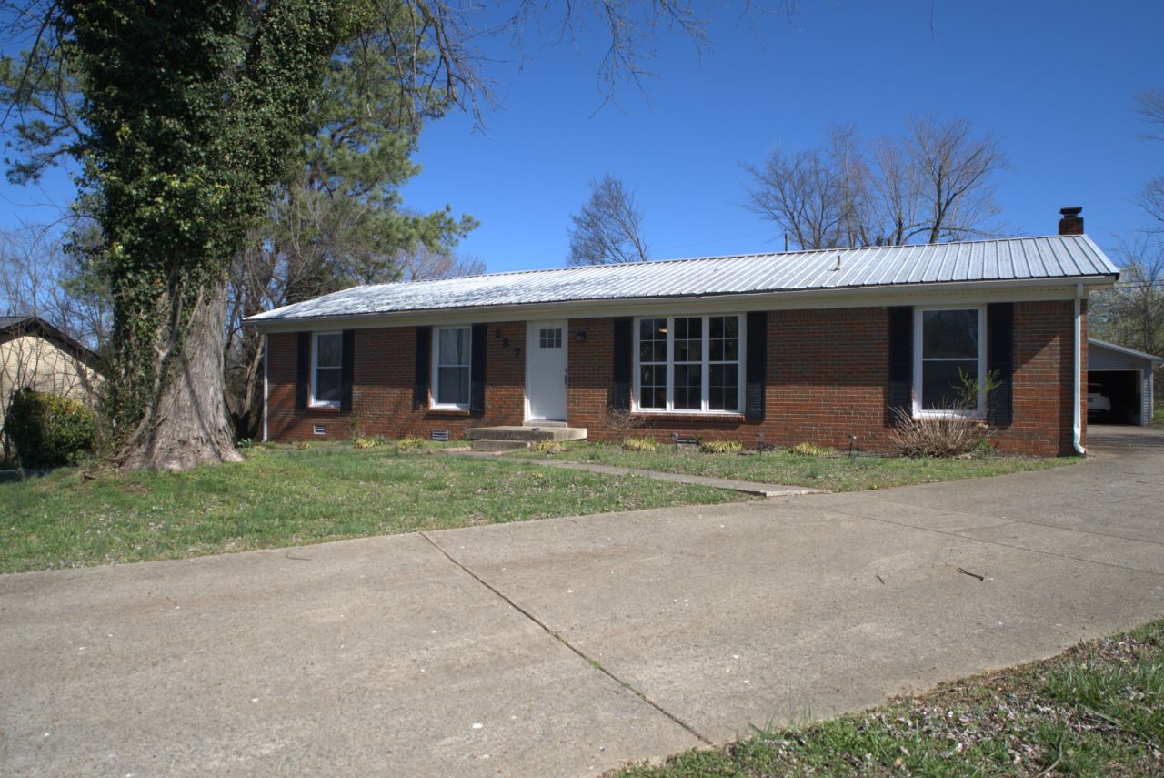 287 Melinda Dr, Clarksville, TN 37042 Main Photo