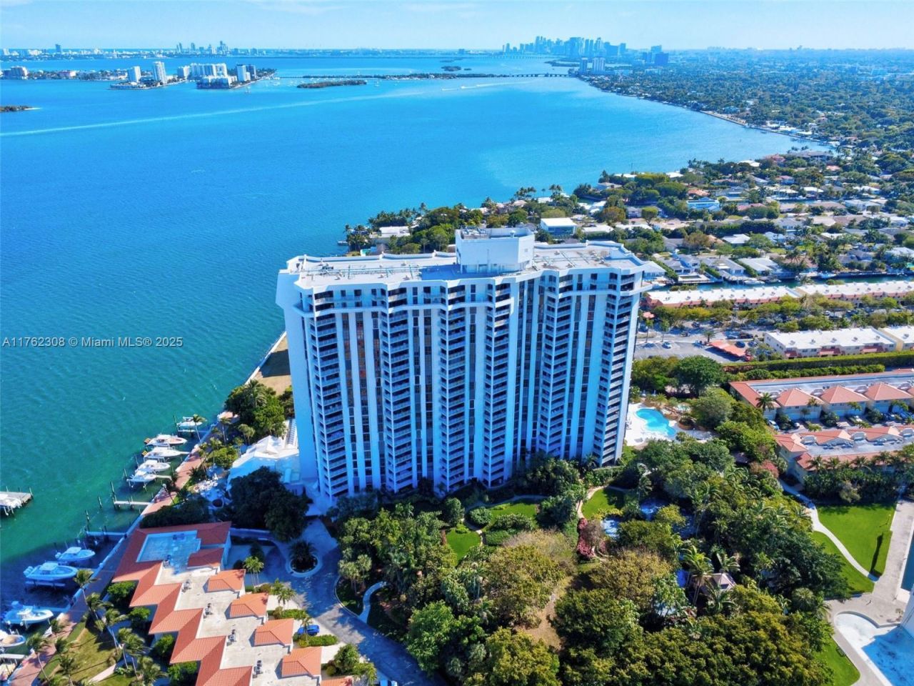 4000 Towerside Ter, Unit 302, Miami, FL 33138 Photo