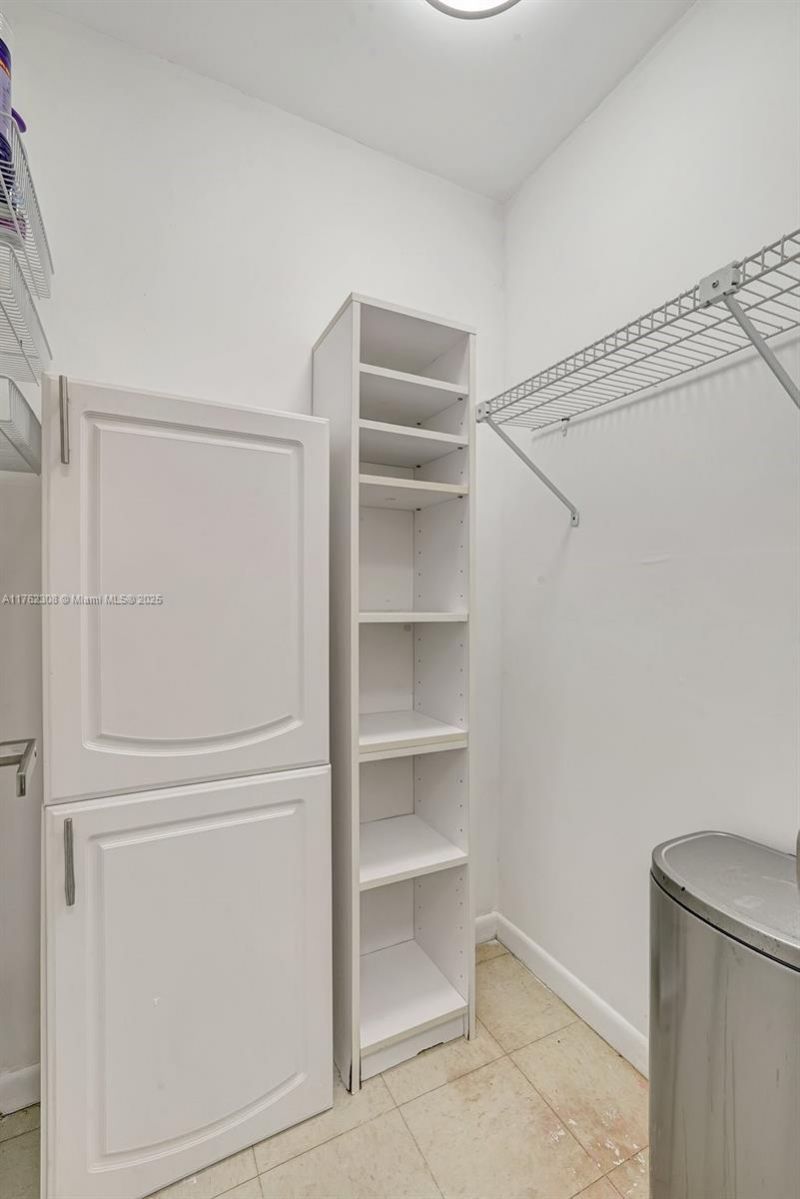 4000 Towerside Ter, Unit 302, Miami, FL 33138 Photo