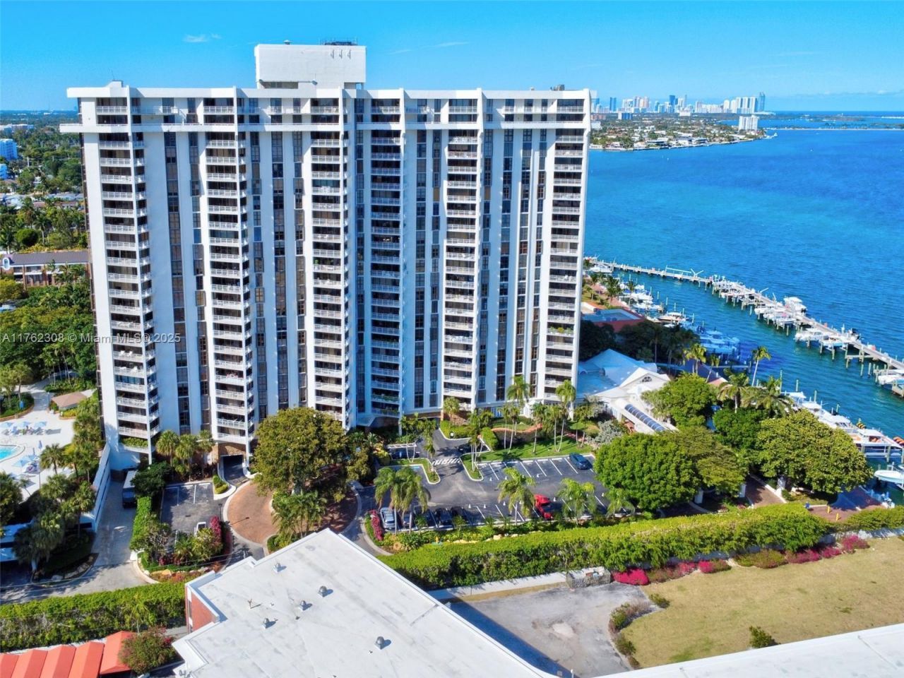 4000 Towerside Ter, Unit 302, Miami, FL 33138 Photo