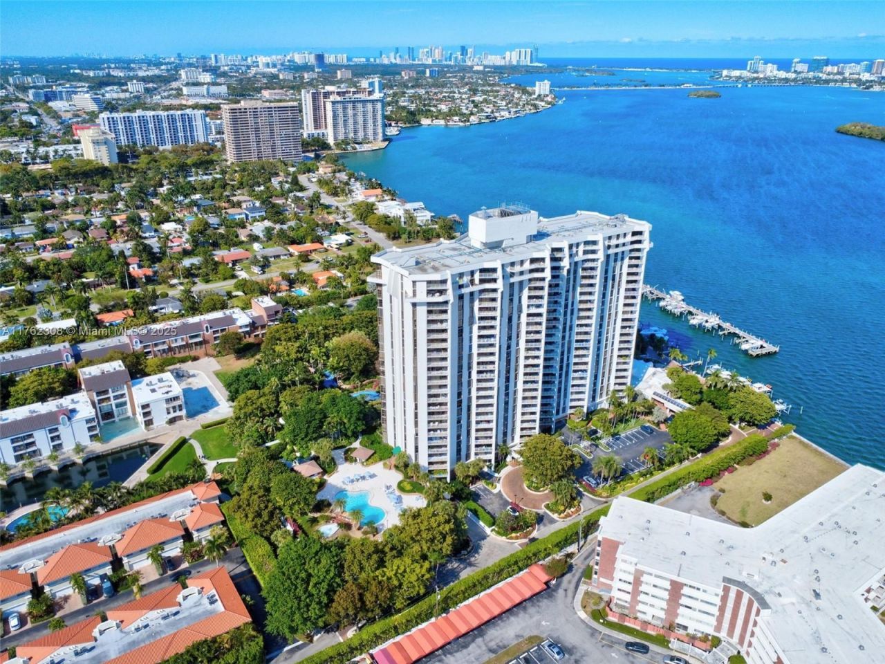 4000 Towerside Ter, Unit 302, Miami, FL 33138 Photo