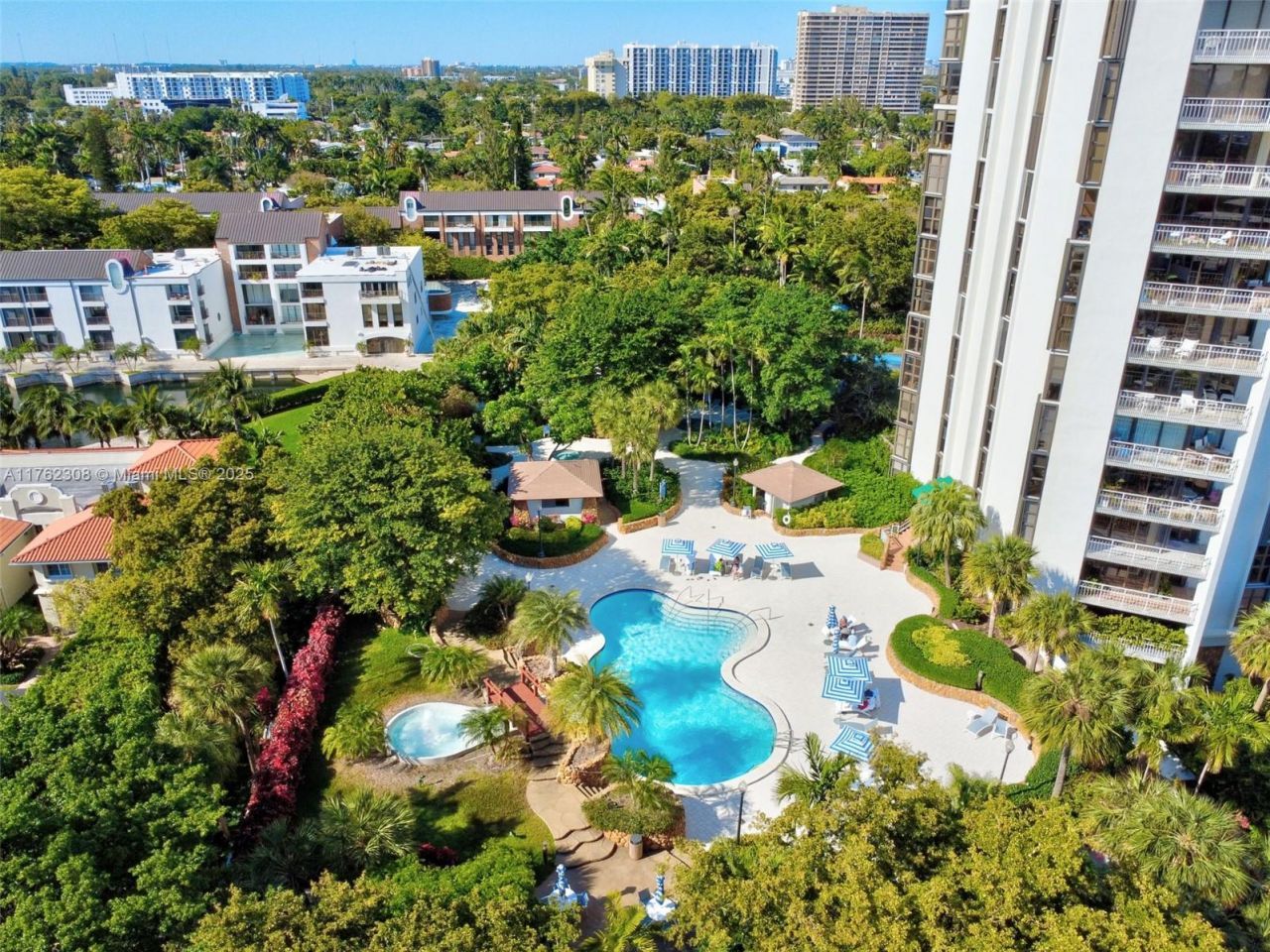 4000 Towerside Ter, Unit 302, Miami, FL 33138 Photo