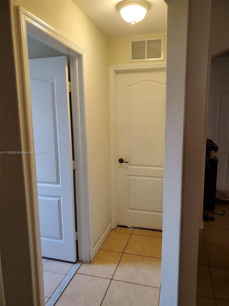 11009 NW 80th Ln, Doral, FL 33178 Photo