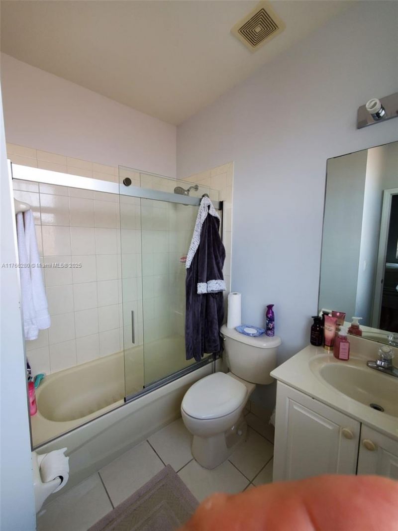 11009 NW 80th Ln, Doral, FL 33178 Photo