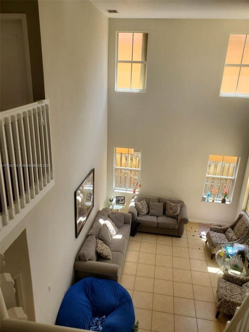 11009 NW 80th Ln, Doral, FL 33178 Photo