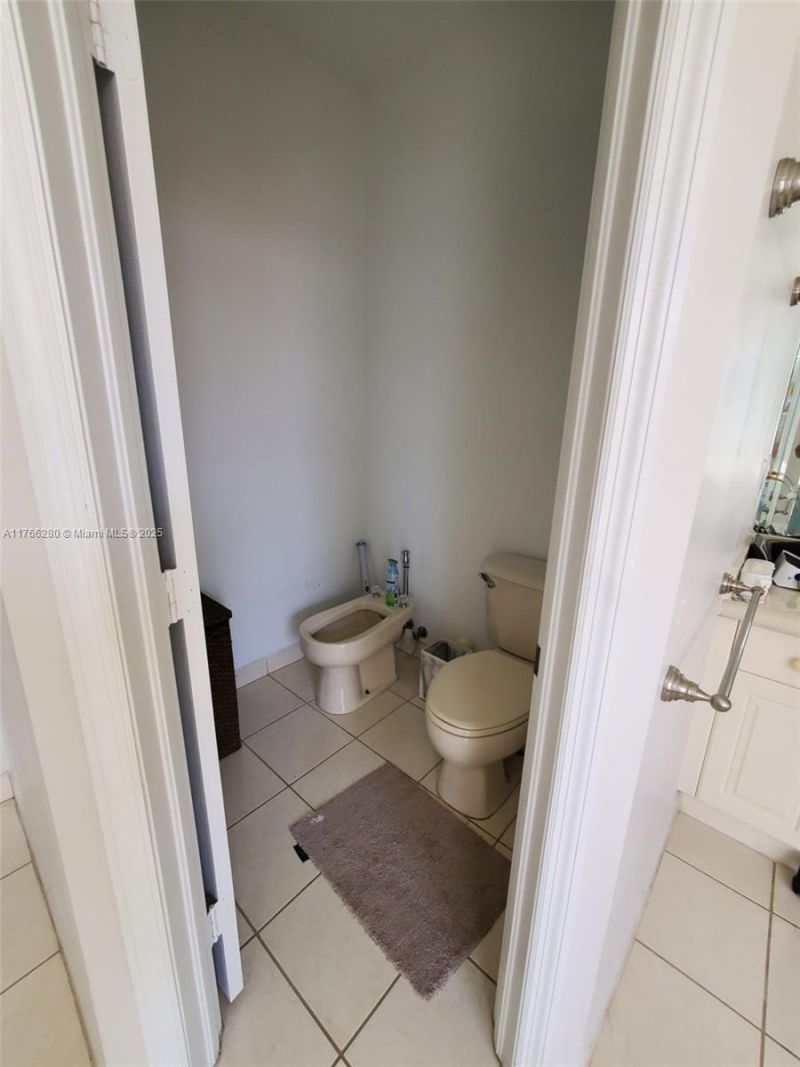 11009 NW 80th Ln, Doral, FL 33178 Photo