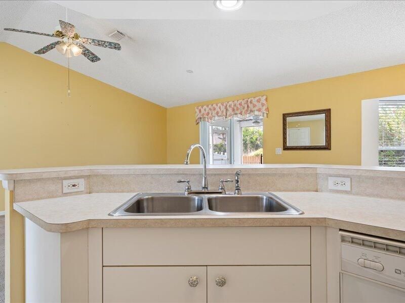 486 Hazel Street, Sebastian, FL 32958 Photo