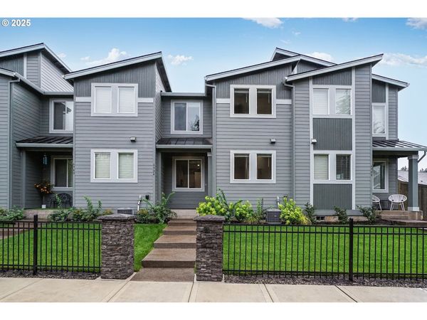 6924 SE Butternut Creek PKWY, Hillsboro, OR 97123