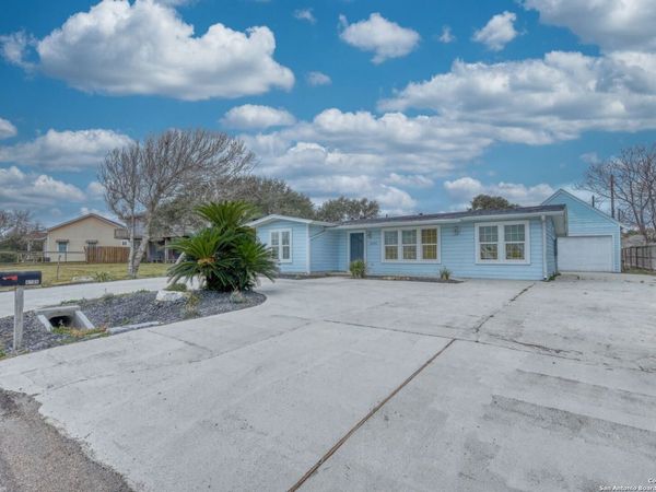 4034 Laguna Shores Rd, Corpus Christi, TX 78418