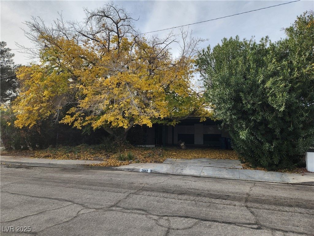 2612 Cabot Street, Las Vegas, NV 89102 Main Photo