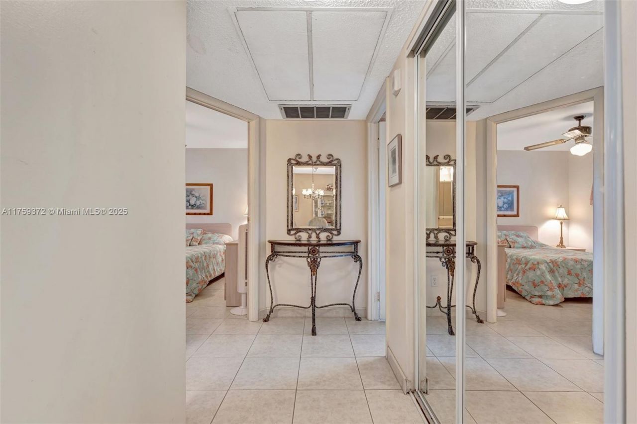 3500 NW 48th Ave, Unit 415, Lauderdale Lakes, FL 33319 Photo