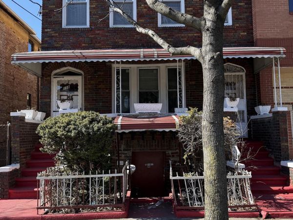 118 E 55th Street, Brooklyn, NY 11203