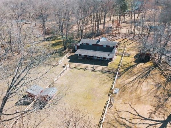 98 E Saddle River Rd, Saddle River, NJ 07458