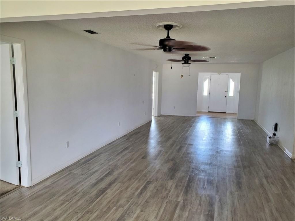 1381 N Brandywine Cir, Fort Myers, FL 33919 Photo