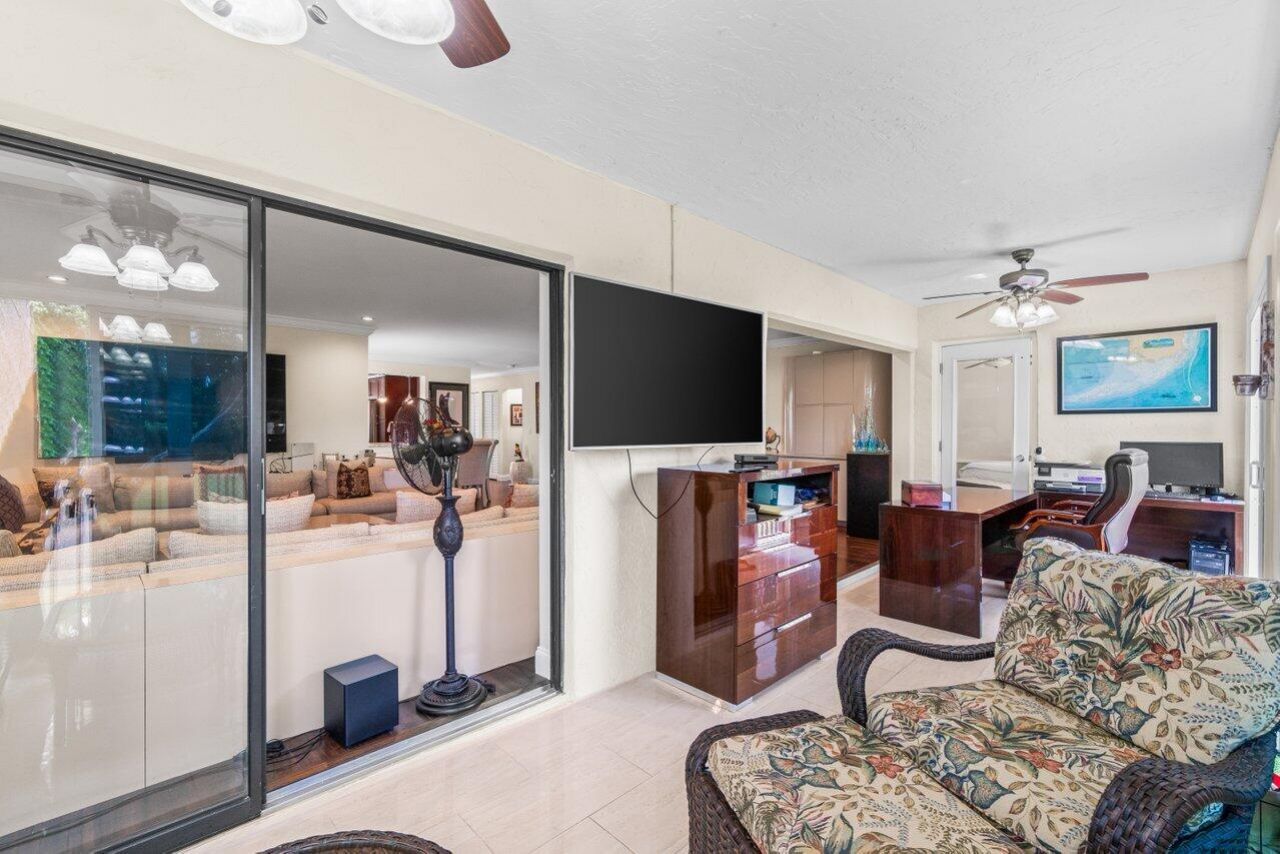 9 Stratford Drive, Unit D, Boynton Beach, FL 33436 Photo