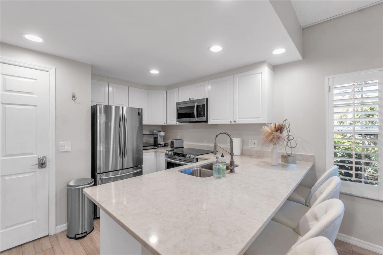 3401 54th Drive W, Unit 104, Bradenton, FL 34210 Photo