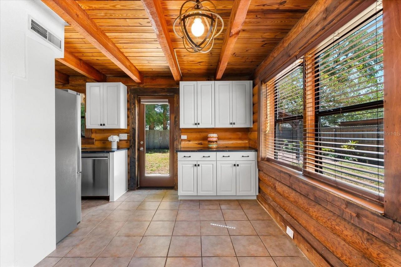 6811 6th Street W, Bradenton, FL 34207 Photo