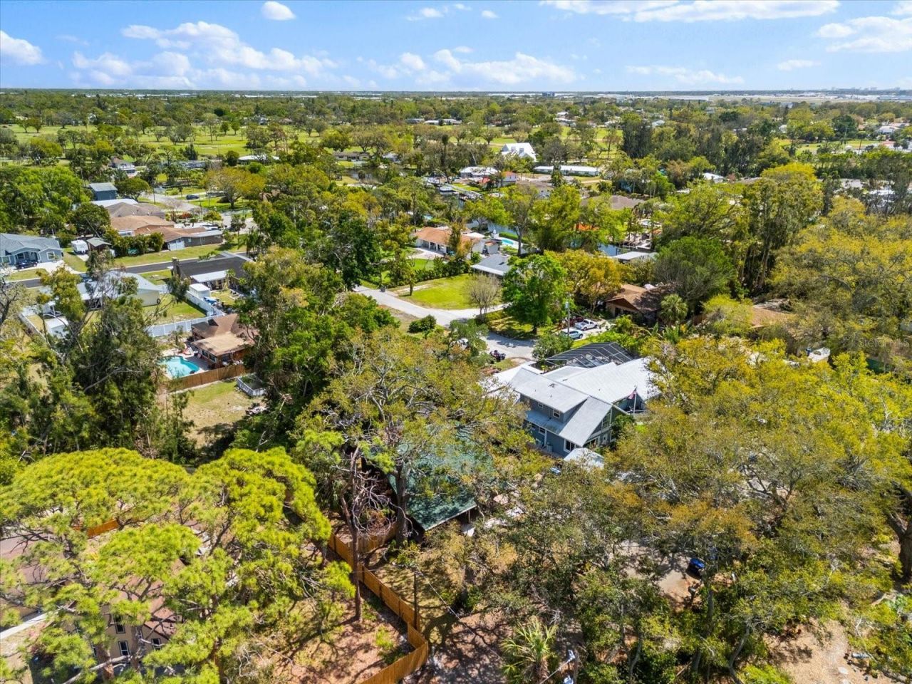 6811 6th Street W, Bradenton, FL 34207 Photo