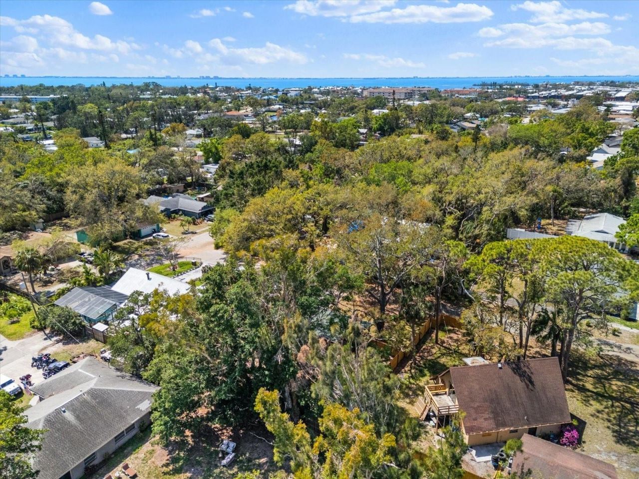 6811 6th Street W, Bradenton, FL 34207 Photo