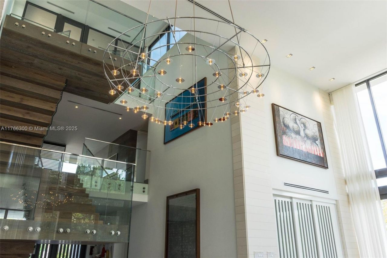 610 Harbor Cir, Key Biscayne, FL 33149 Photo