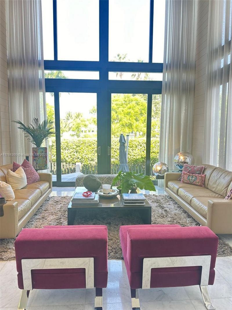 610 Harbor Cir, Key Biscayne, FL 33149 Photo