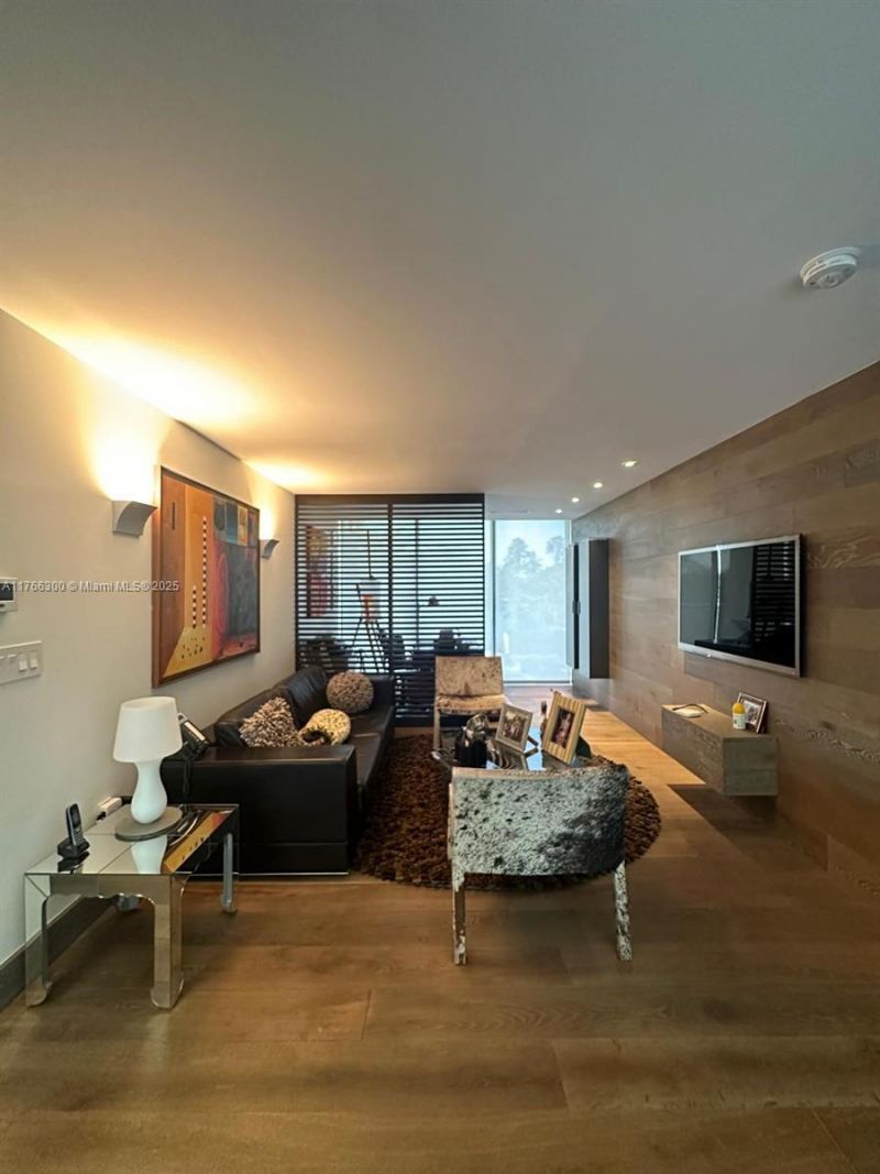 610 Harbor Cir, Key Biscayne, FL 33149 Photo