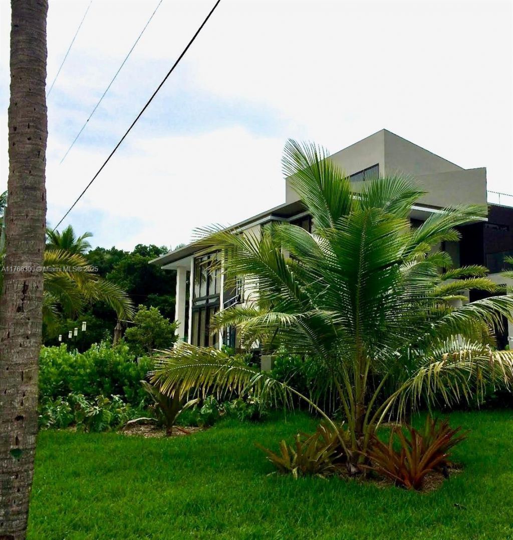 610 Harbor Cir, Key Biscayne, FL 33149 Photo