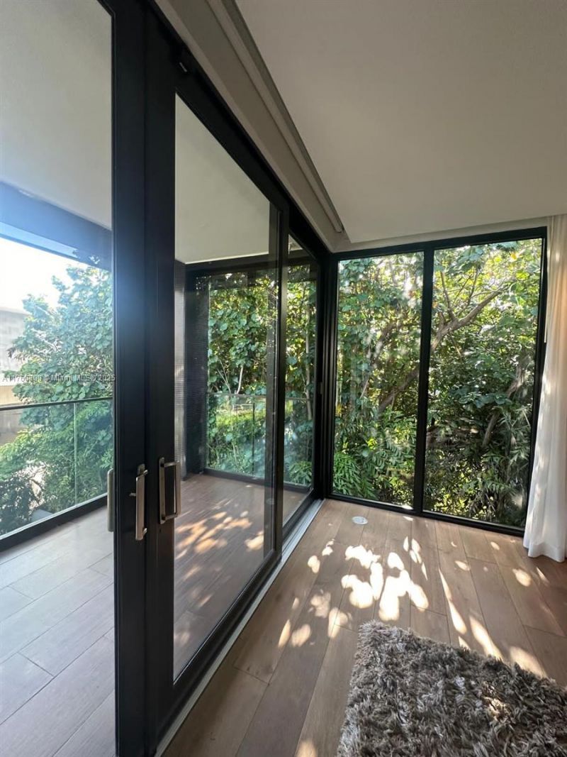 610 Harbor Cir, Key Biscayne, FL 33149 Photo