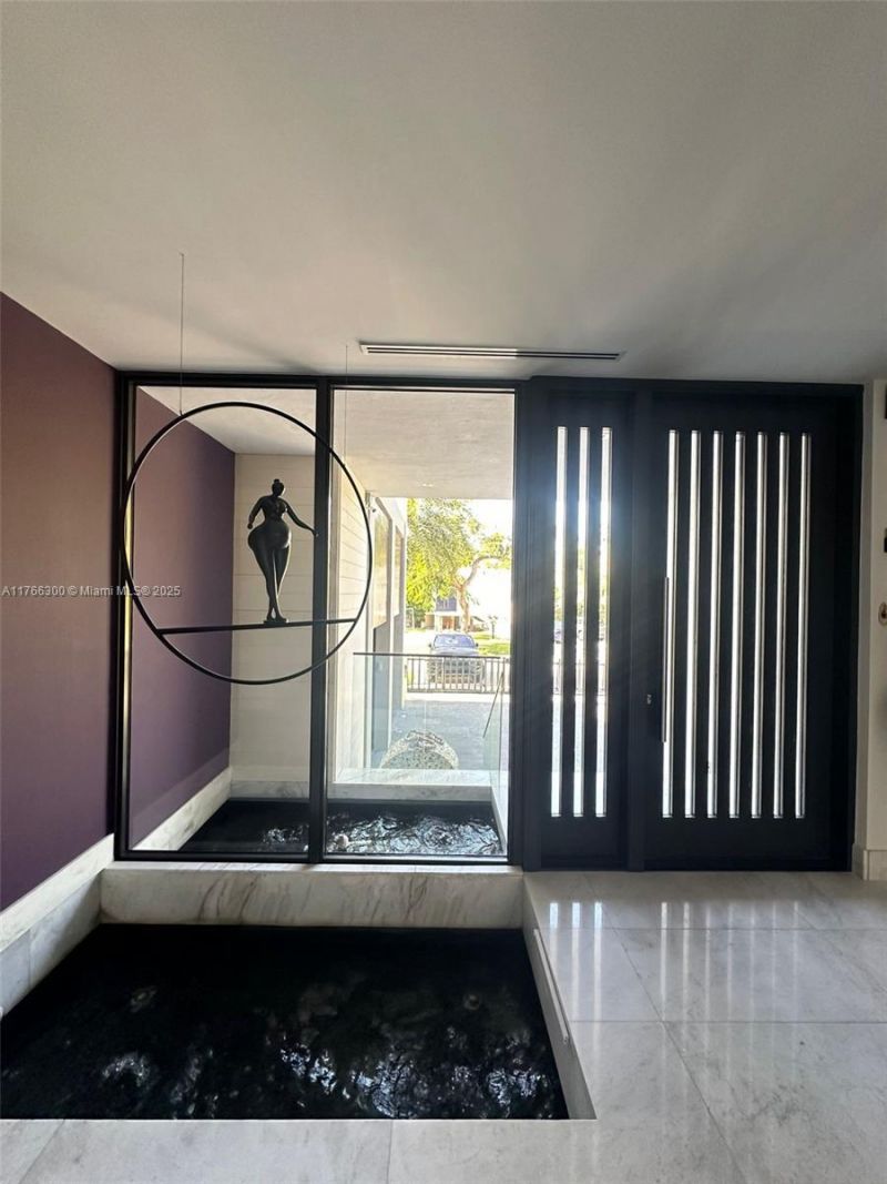 610 Harbor Cir, Key Biscayne, FL 33149 Photo