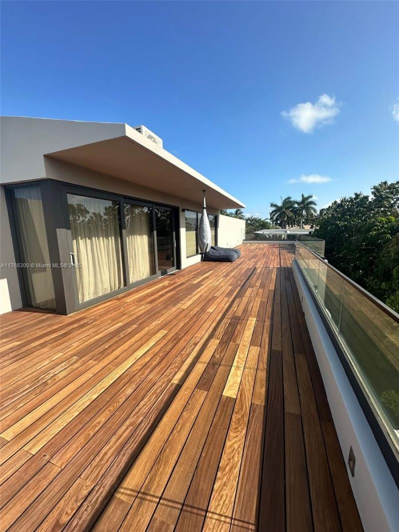 610 Harbor Cir, Key Biscayne, FL 33149 Photo