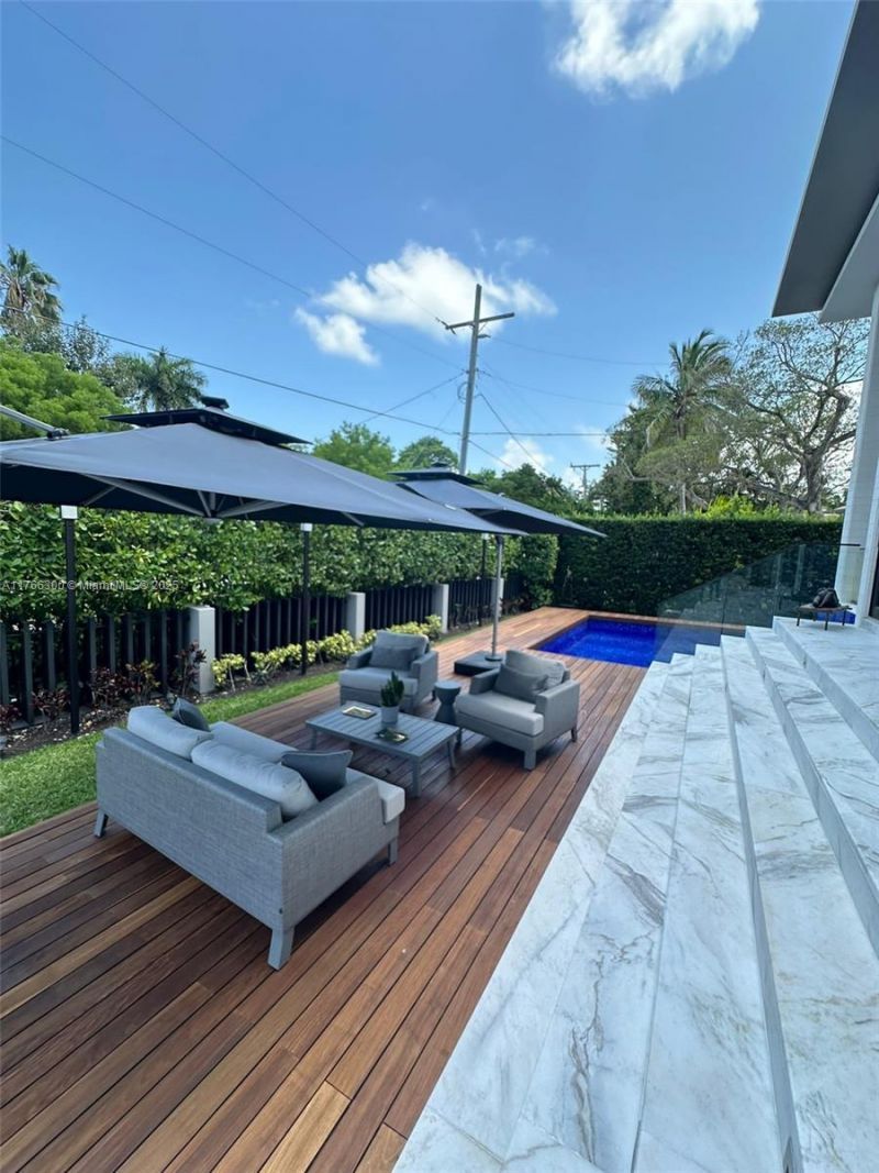 610 Harbor Cir, Key Biscayne, FL 33149 Photo