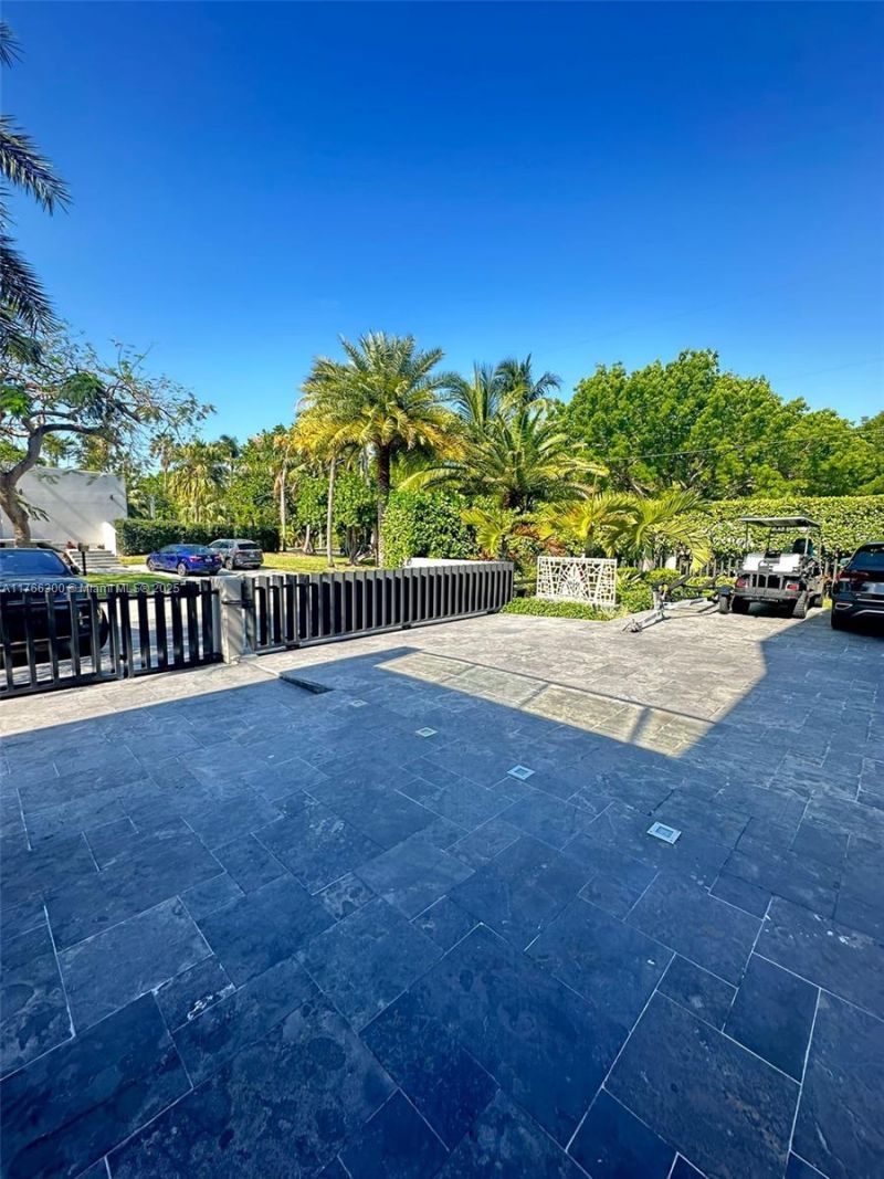 610 Harbor Cir, Key Biscayne, FL 33149 Photo