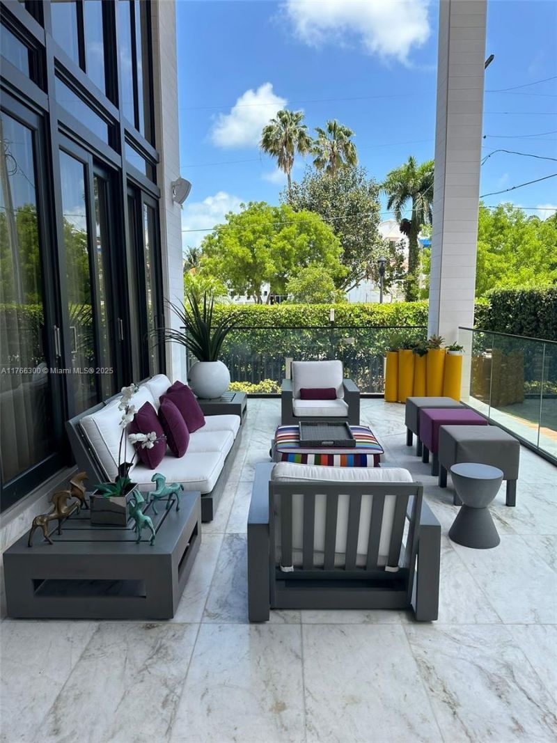 610 Harbor Cir, Key Biscayne, FL 33149 Photo