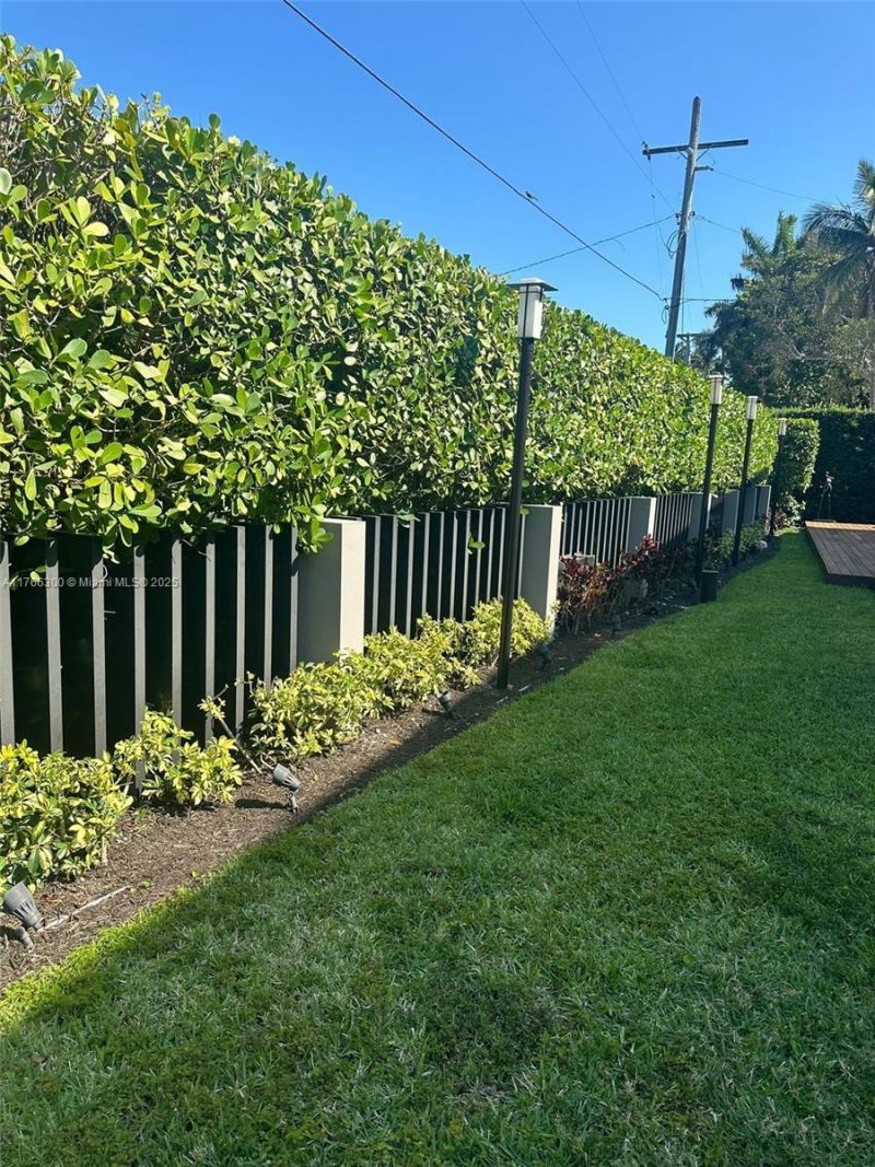 610 Harbor Cir, Key Biscayne, FL 33149 Photo